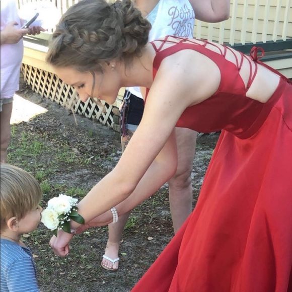 Prom dress! - Picture 3 of 3